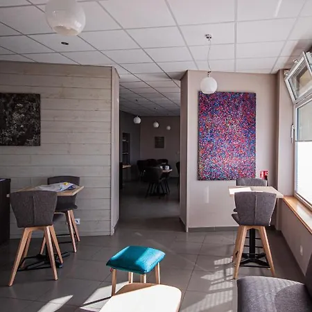 Lhotel Hotel 3*