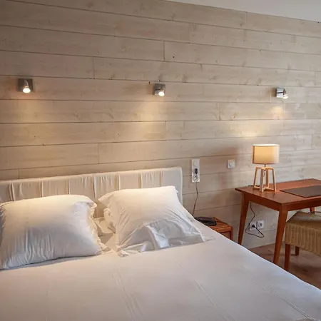 Lhotel Hotell