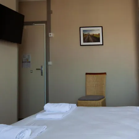 Hotel Lhotel Thouars