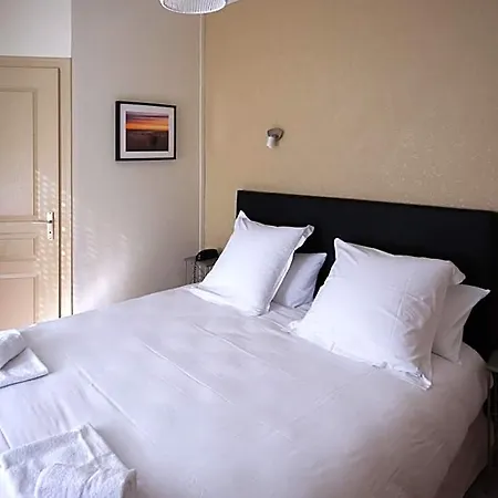 Hotel Lhotel Thouars