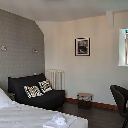 Lhotel 3*