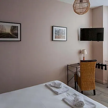 Hotel Lhotel Thouars