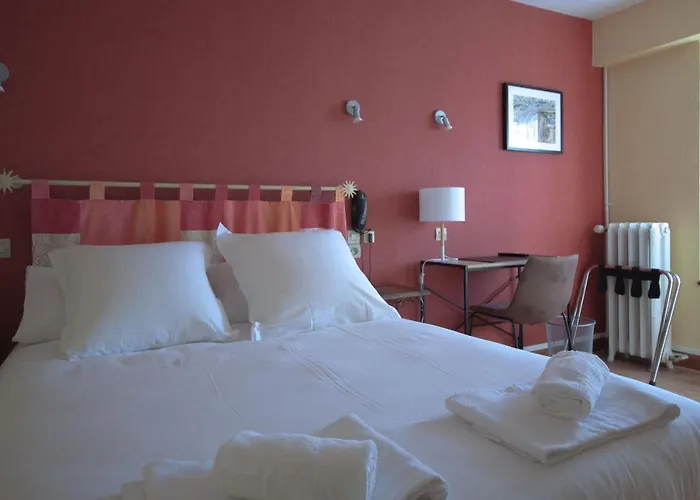 Lhotel 3*